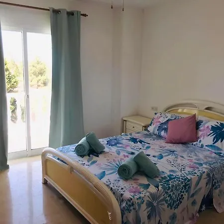 With Private Pool Σπίτι διακοπών