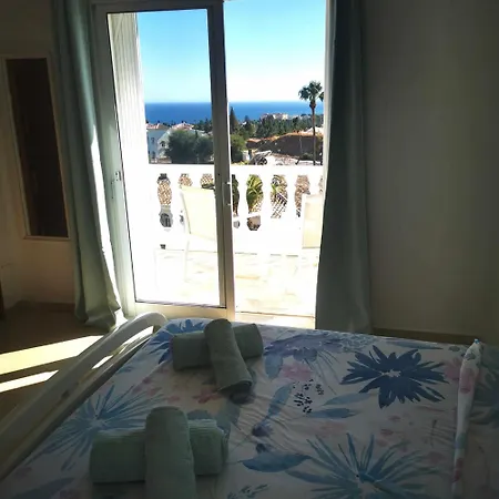 With Private Pool Σπίτι διακοπών